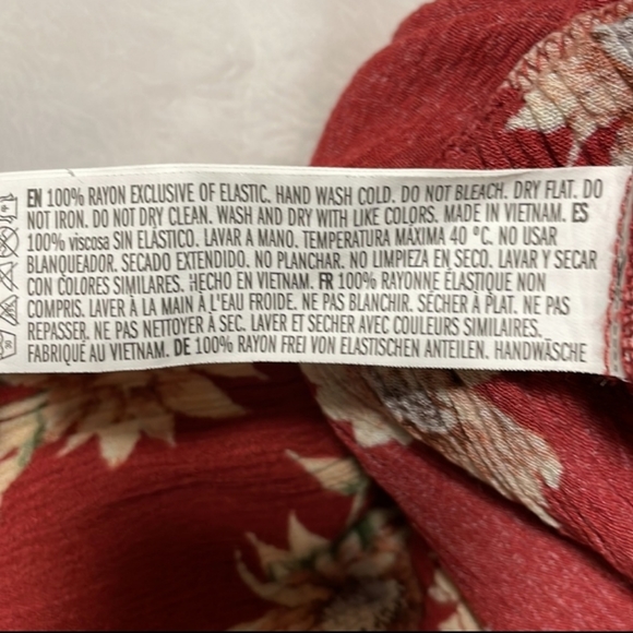 Forever 21 Long Sleeve Floral Romper Small - Picture 14 of 14